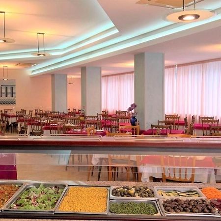 Hotel Cosmos Rimini Luaran gambar