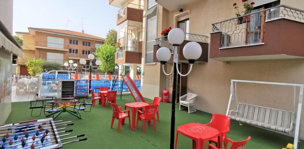 Hotel Cosmos Rimini Luaran gambar